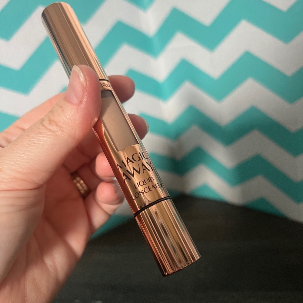 Charlotte Tilbury NEW Magic Away Liquid Concealer MULTI Fair and Dark